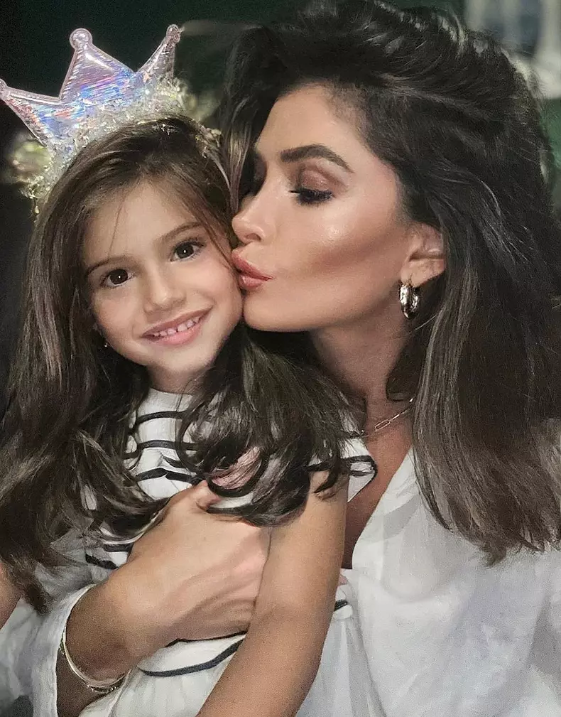 Alina Pușcaș și fiica ei