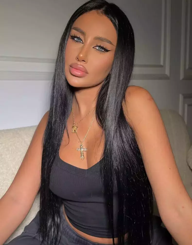rebecca-toma-ispita-feminina-insula-iubirii-2026-antena-1-8