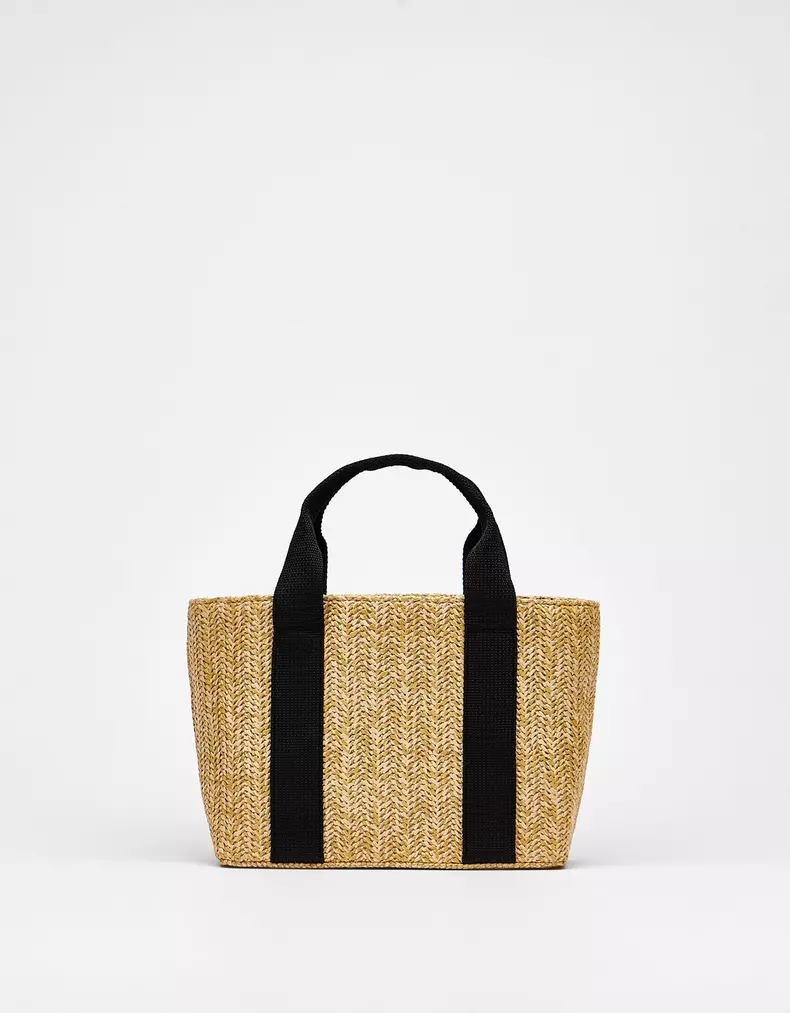 Geantă Bershka 99,90 lei