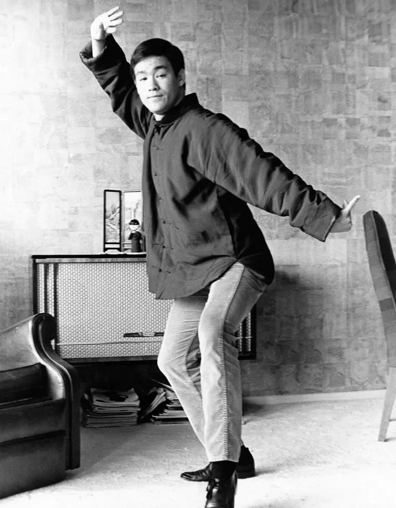 adevarul-despre-moartea-lui-bruce-lee.-incredibil-ce-au-descoperit-medicii-la-50-de-ani-de-la-decesul-actorului-7