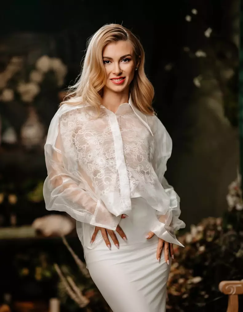 andreea balan22