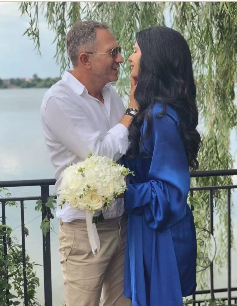 alina ionescu so sotia sa