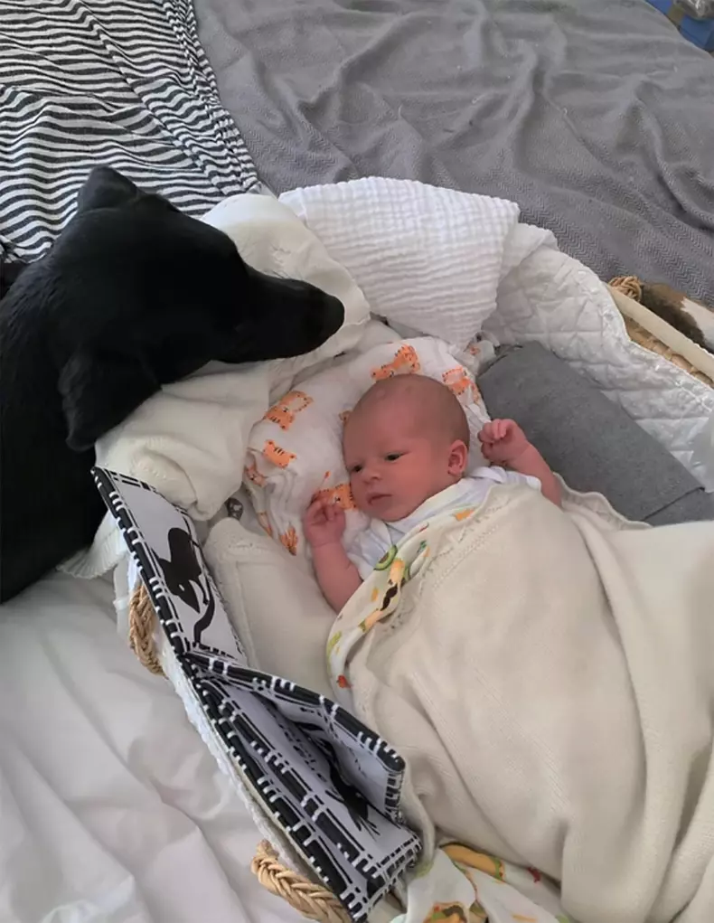 Fotografiile cu Archie și Lilibet pe care prințul Harry și Meghan Markle le-au ținut ascunse până acum. Ce detalii au ieșit la iveală