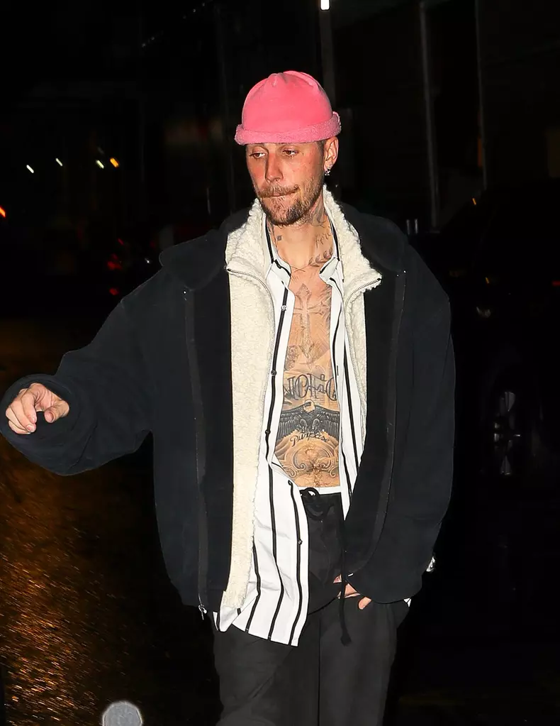 Justin Bieber spotted leaving the Spa in Tribeca in New York City