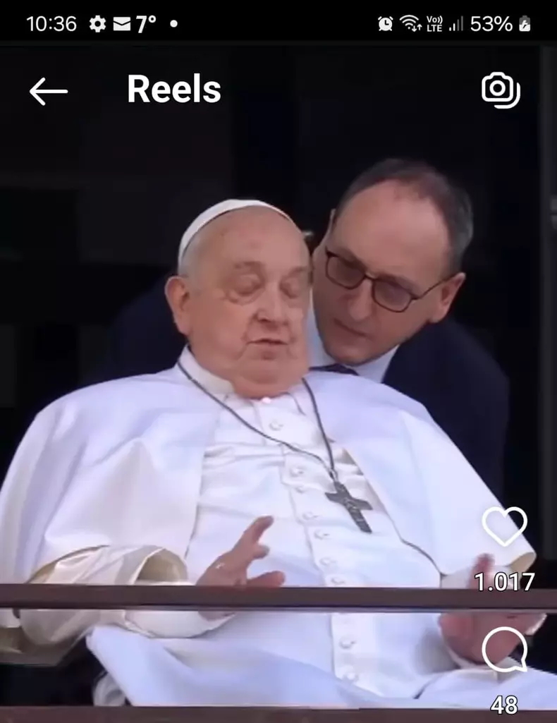 Papa-Francisc-externat-10