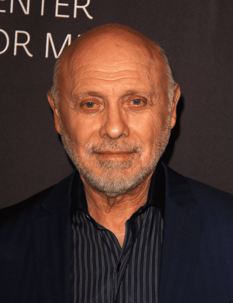 Hector-Elizondo (5)