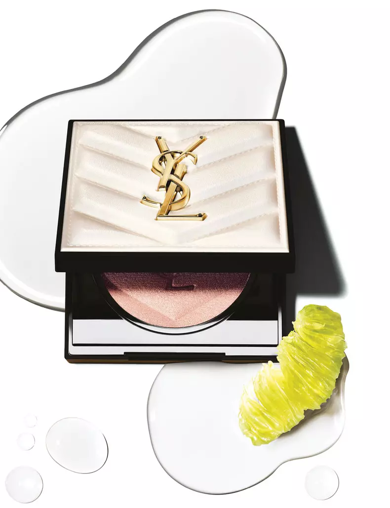 Pudră iluminatoare All Hours Hyper Luminize, Yves Saint Laurent, 350 lei