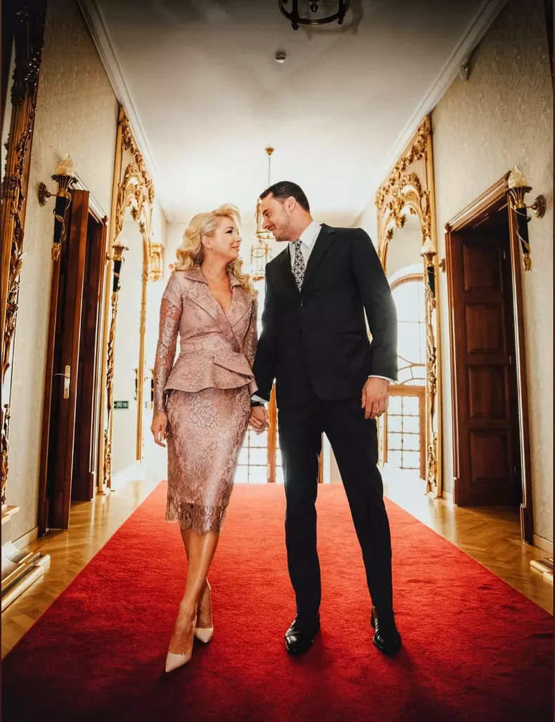 Cristina-Herea-a-devenit-mama-pentru-prima-oara-6