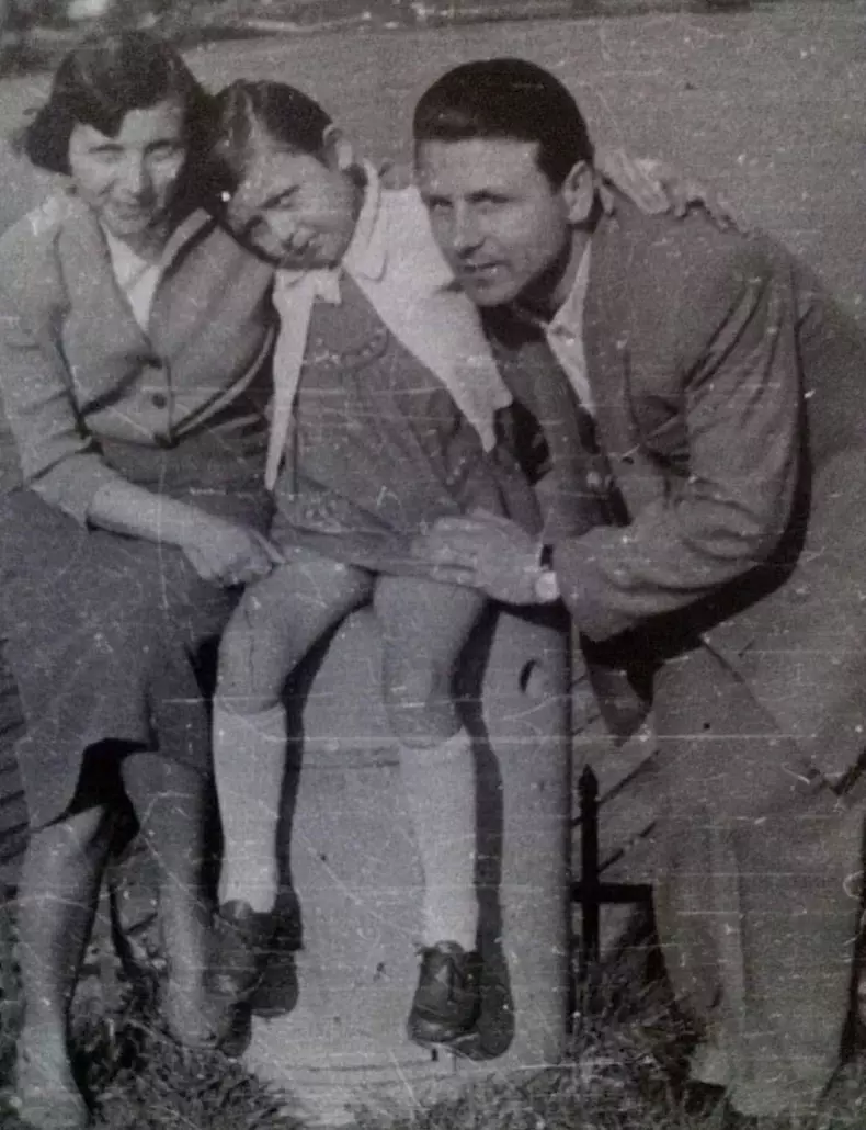 viorela-filip-si-parintii-ei