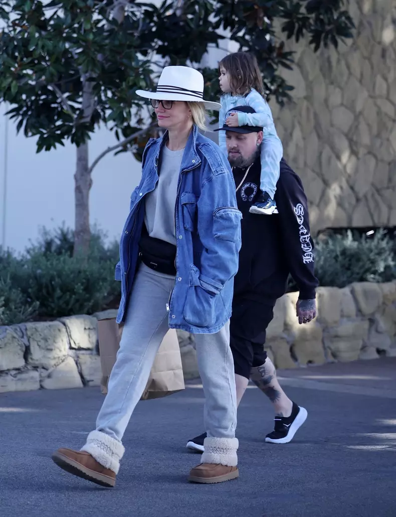 *EXCLUSIVE* Cameron Diaz and Benji Madden prove family is bliss on Montecito grocery run as the former ‘The Mask’ actress starts the conversation about couples sleeping in separate beds **WEB MUST CALL FOR PRICING**