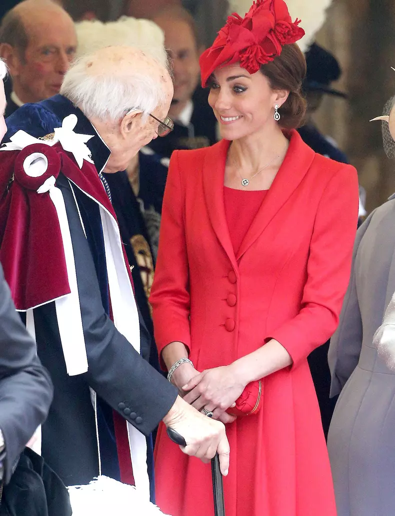 Motivul pentru care Kate Middleton nu poartă niciodată haine de culoare portocalie