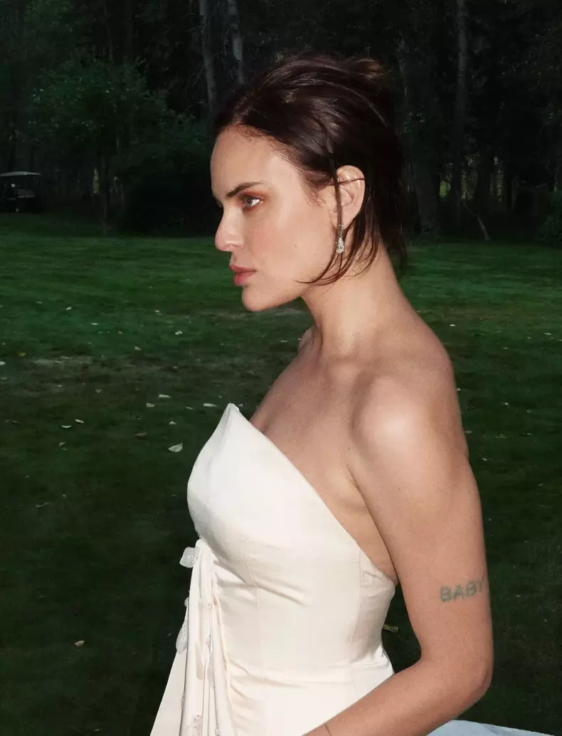 tallulah-willis-s-a-casatorit-rochie-mireasa (1)