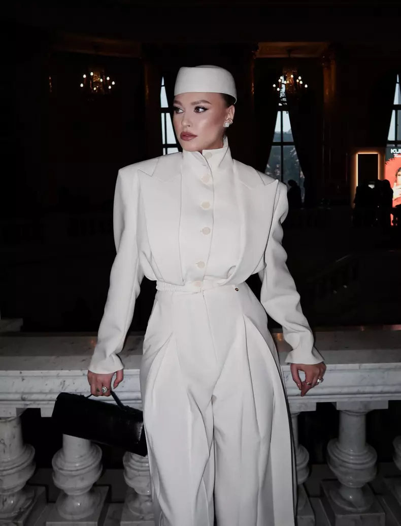 Gina Chirilă în prima zi de Mercedes-Benz Bucharest Fashion Week FW2627 (2)
