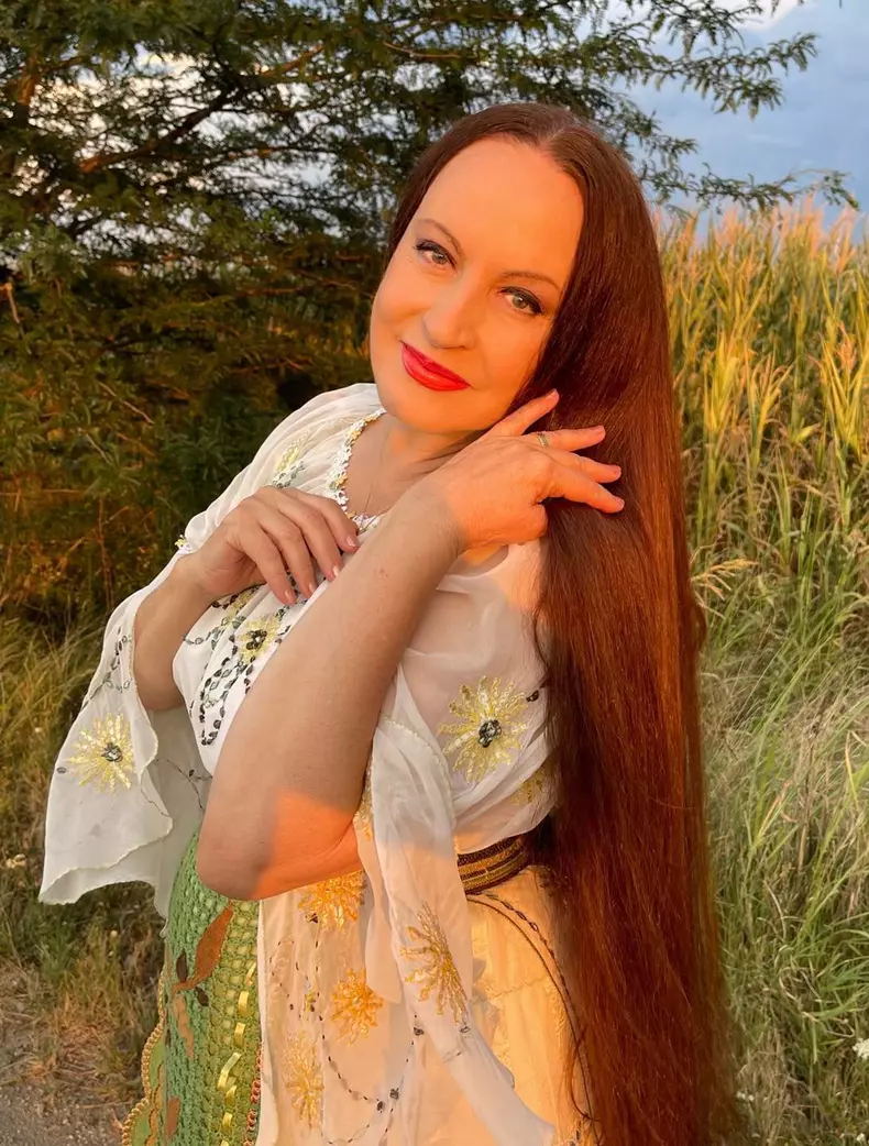 Maria-Dragomiroiu-despre-parul-ei-lung-2