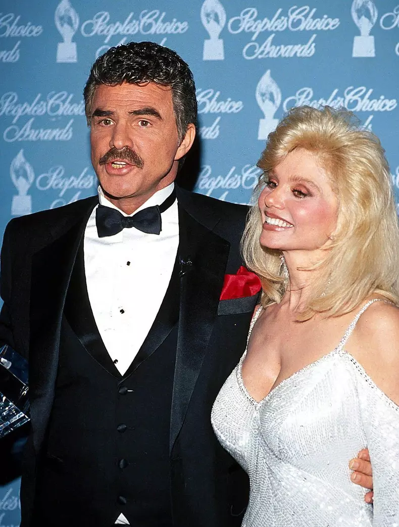 **FILE PHOTO** Loni Anderson Has Passed Away.  Burt Reynolds and Loni Anderson attend the 17th Annual People's Choice Awards on March 11, 1991 at the Paramount Pictures Studios in Hollywood, California.  Credit: Ralph Dominguez/MediaPunch