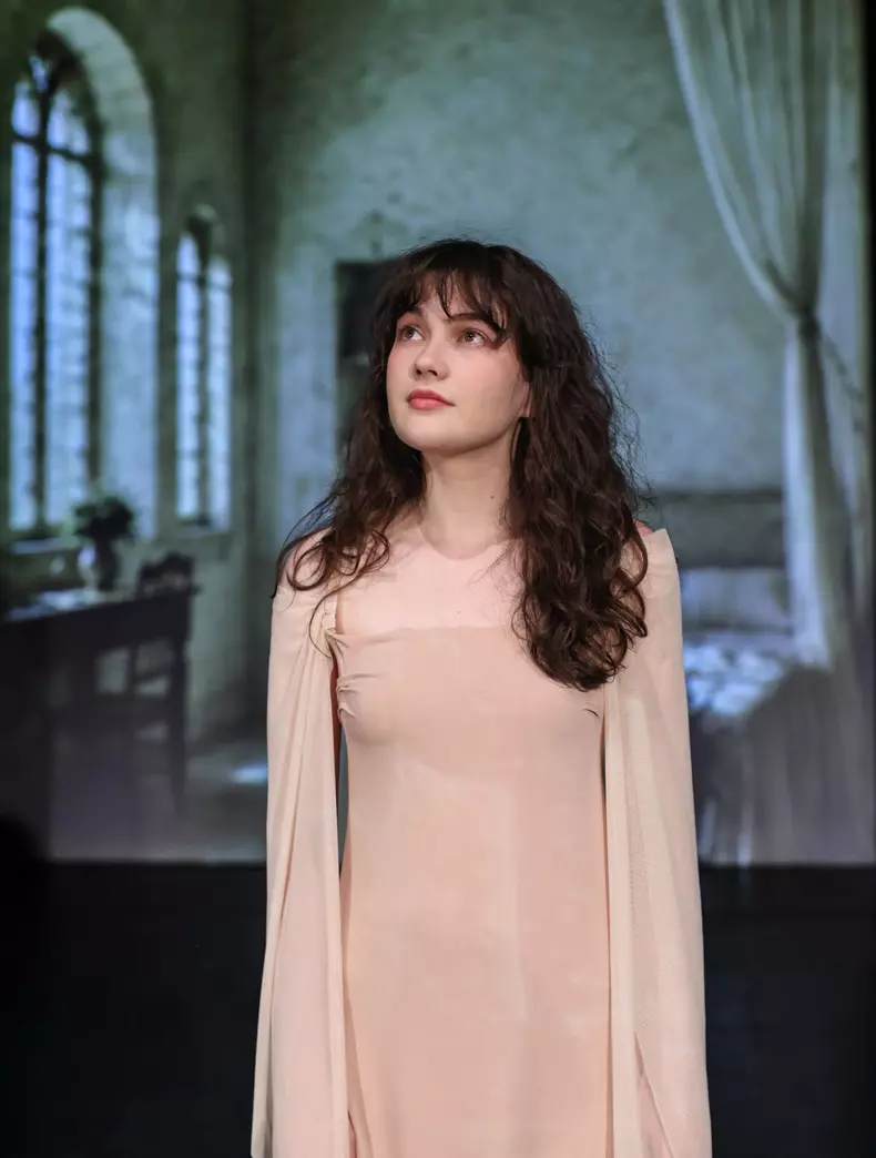 Cine-este-Ioana-Brumar-11