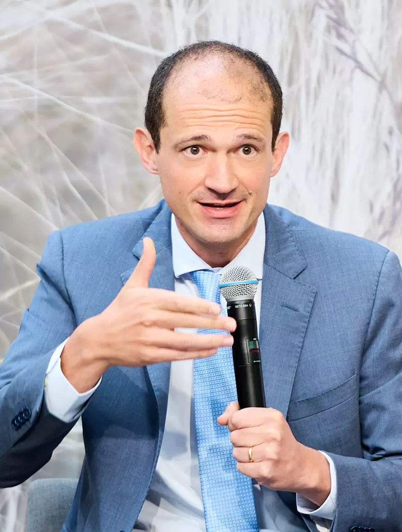 10. WeightTalk Summit, Dr. Bruno Halpern, President Elect al World Obesity Federation