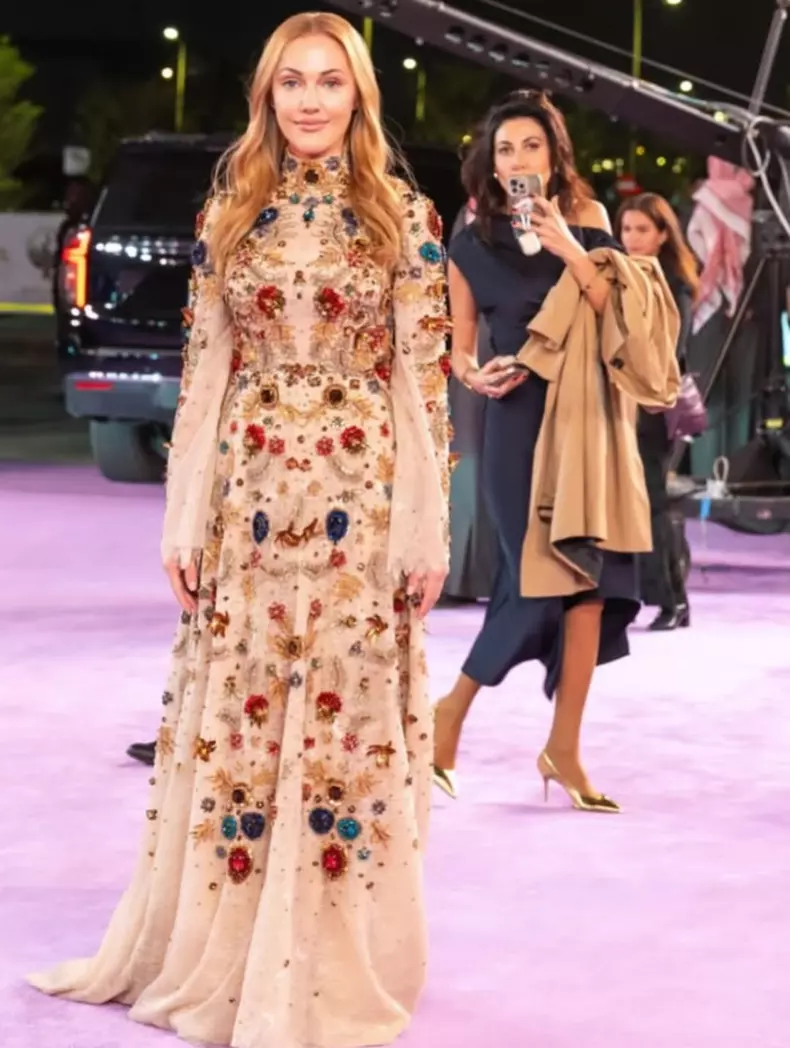 Meryem Uzerli la Premiile Joy Riad (8)