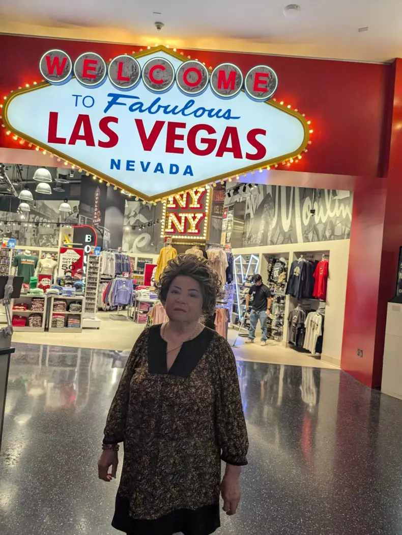 saveta-bogdan-in-las-vegas
