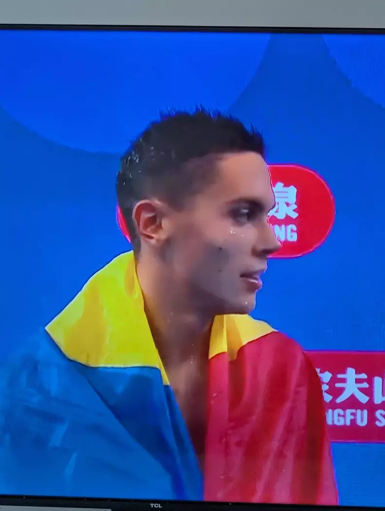 david-popovici-singapore-100mliber-medalia-de-aur (2)