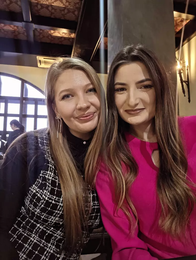 Iulia Aelenei și Roxana Rusu de la Mireasa, sezonul 11 (2)