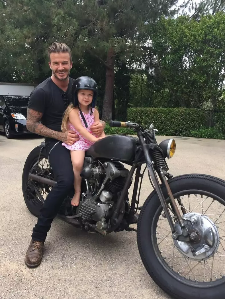 Victoria Beckham, imagini de colecție cu fiica ei  (11)