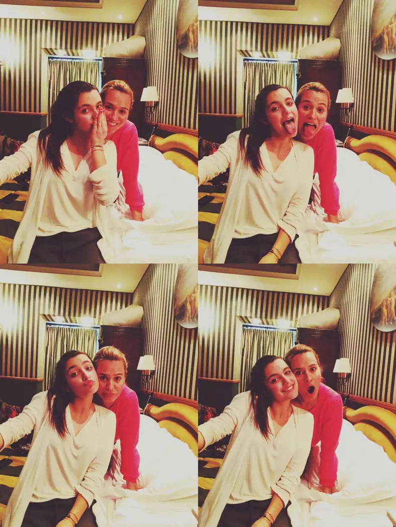 andreea-esca-si-aleia-eram-selfie