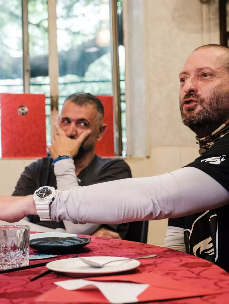 Cheloo-si-Mihai-Ban-au-fost-eliminati-de-la-Asia-Express-13