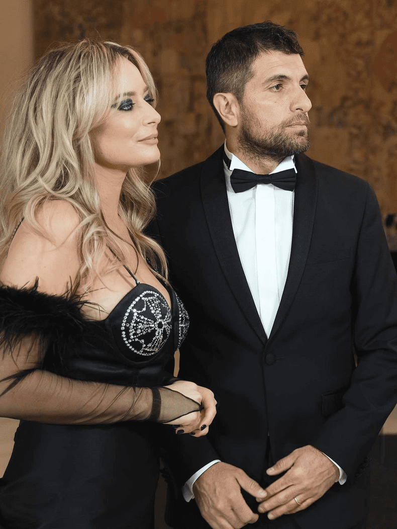 laura cosoi cosmin curticapean 333
