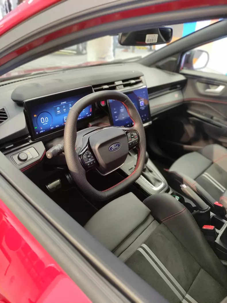 Ford Puma facelift 2024 056