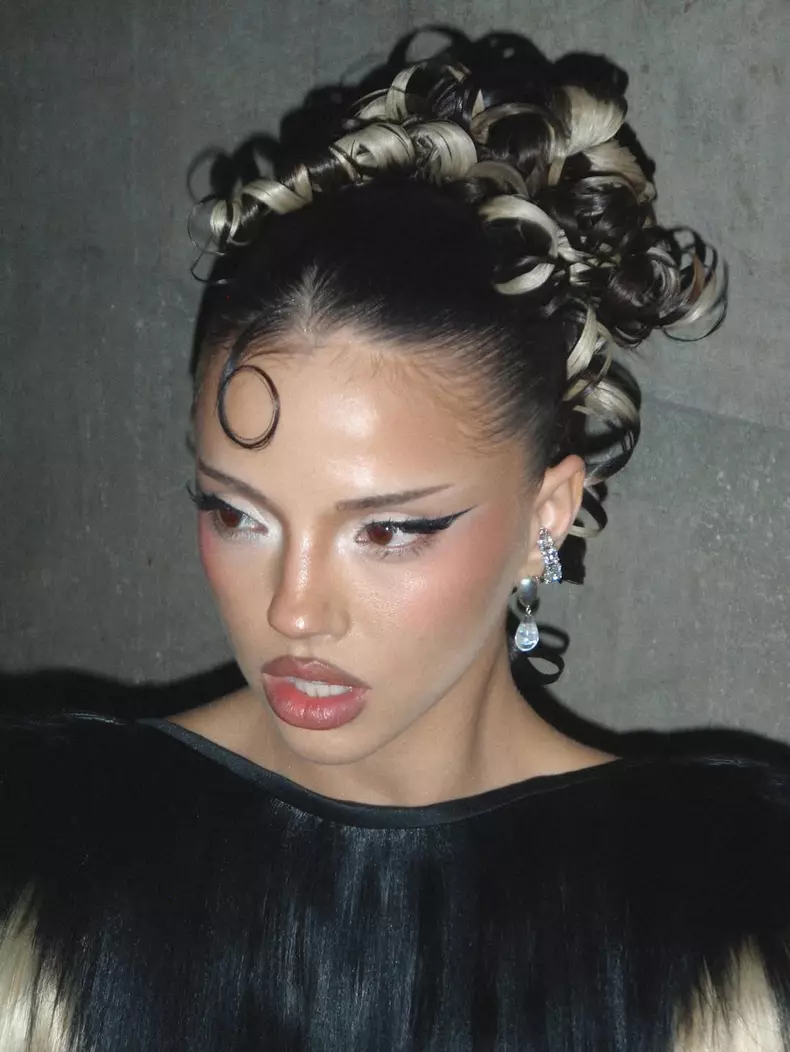 Dara, reprezentanta Bulgariei, a câștigat Eurovision 2026 (6)