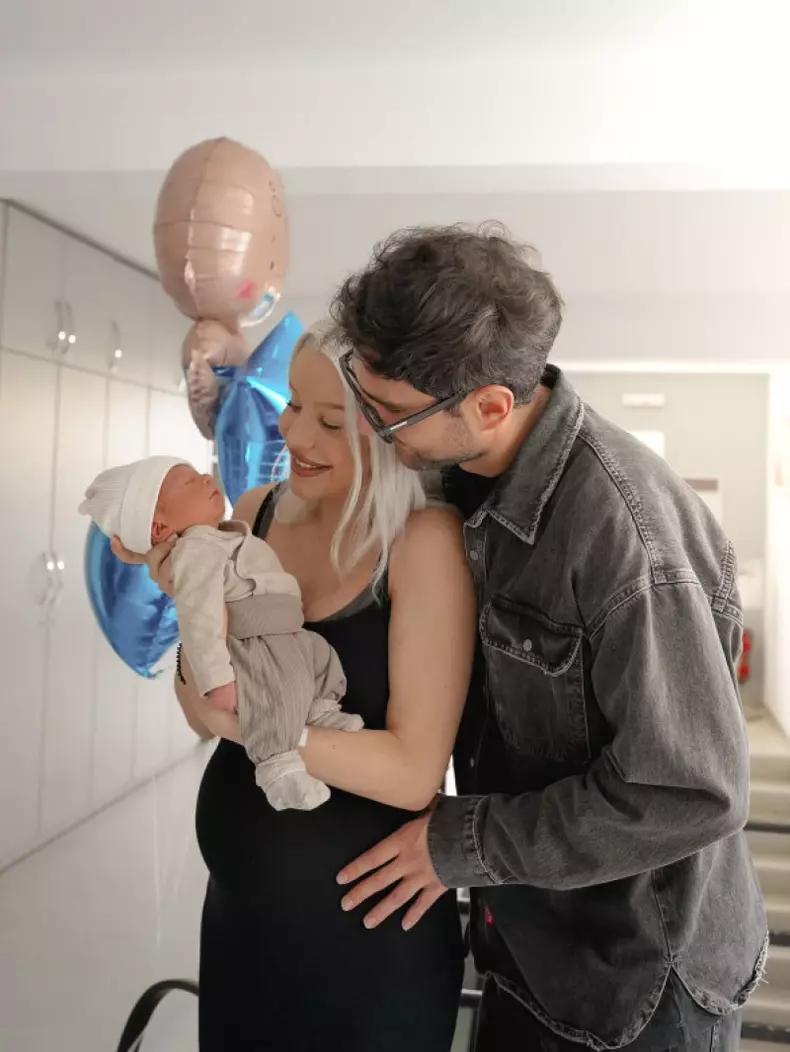 Carmen Grebenișan familie