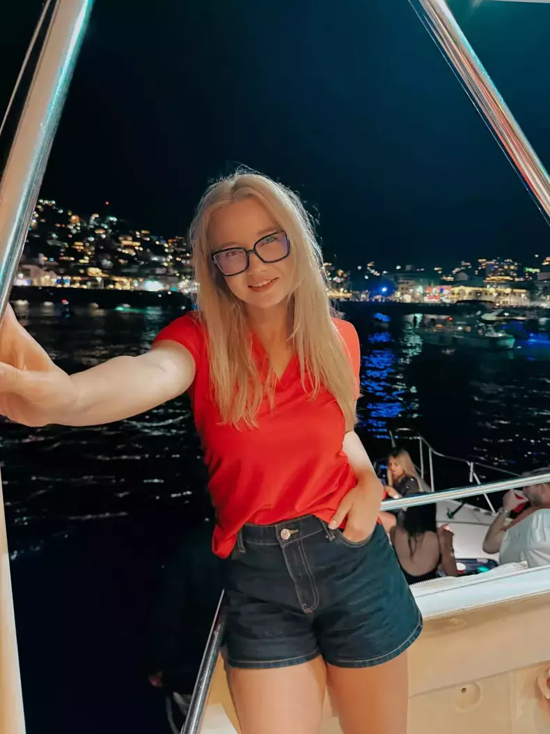 elena 9