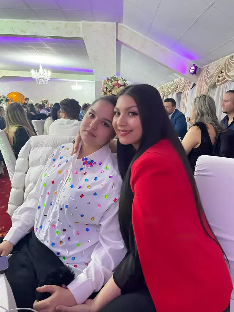 medana-si-fata-ei