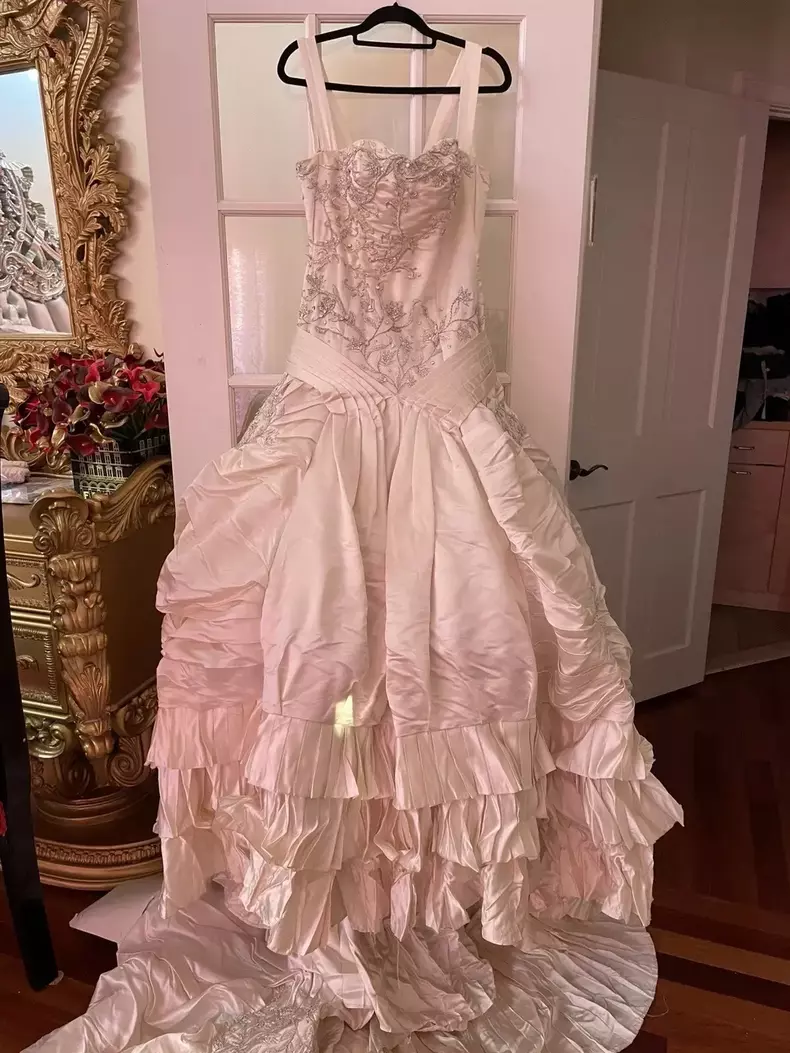 Rochie-mireasa-Melania-Trump-1