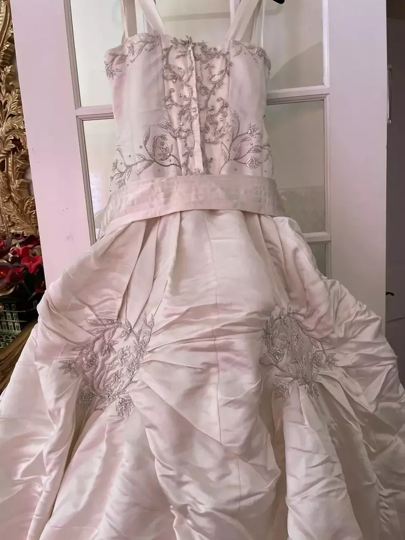 Rochie-mireasa-Melania-Trump-4