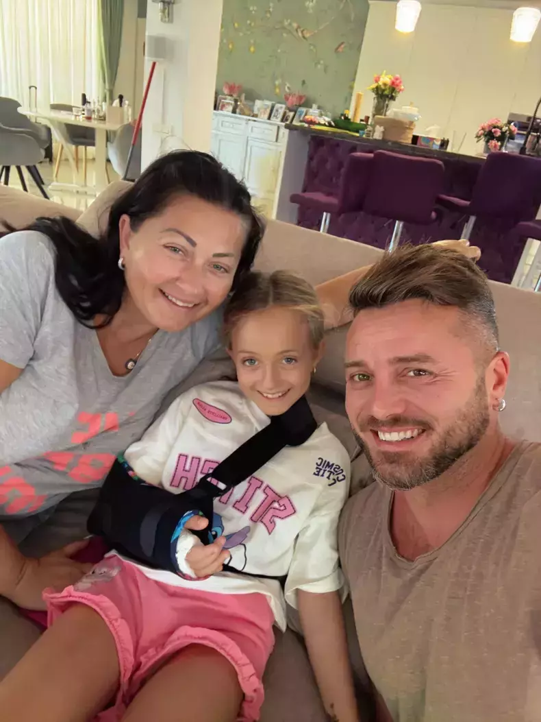 gabriela-cristea-si-victoria