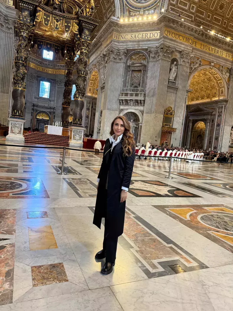 iulia-vantur-la-vatican-scaled