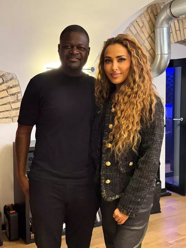 iulia-vantur-si-poo-bear-2-scaled