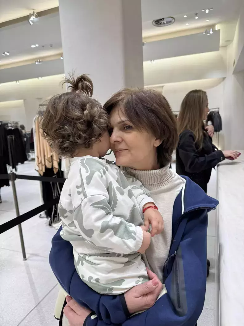 theo-rose-6