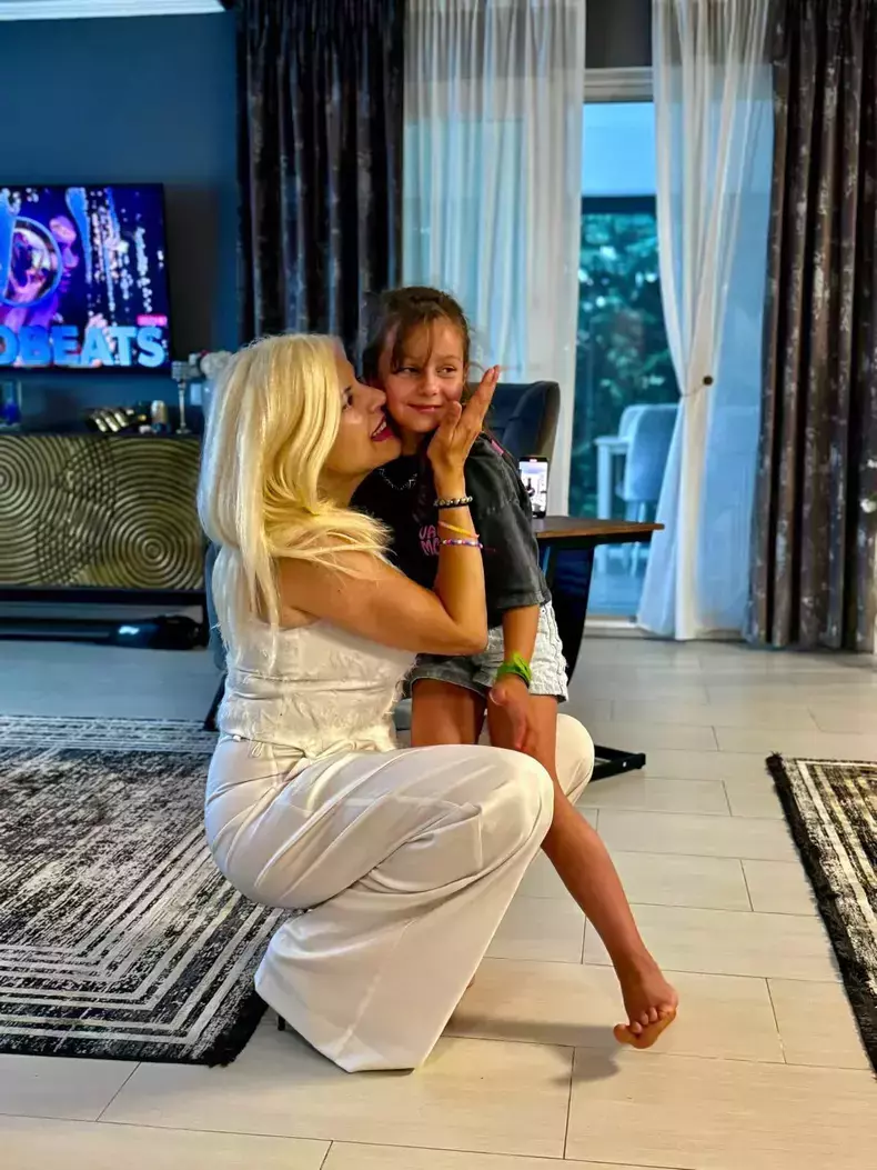 elena-udrea-si-eva