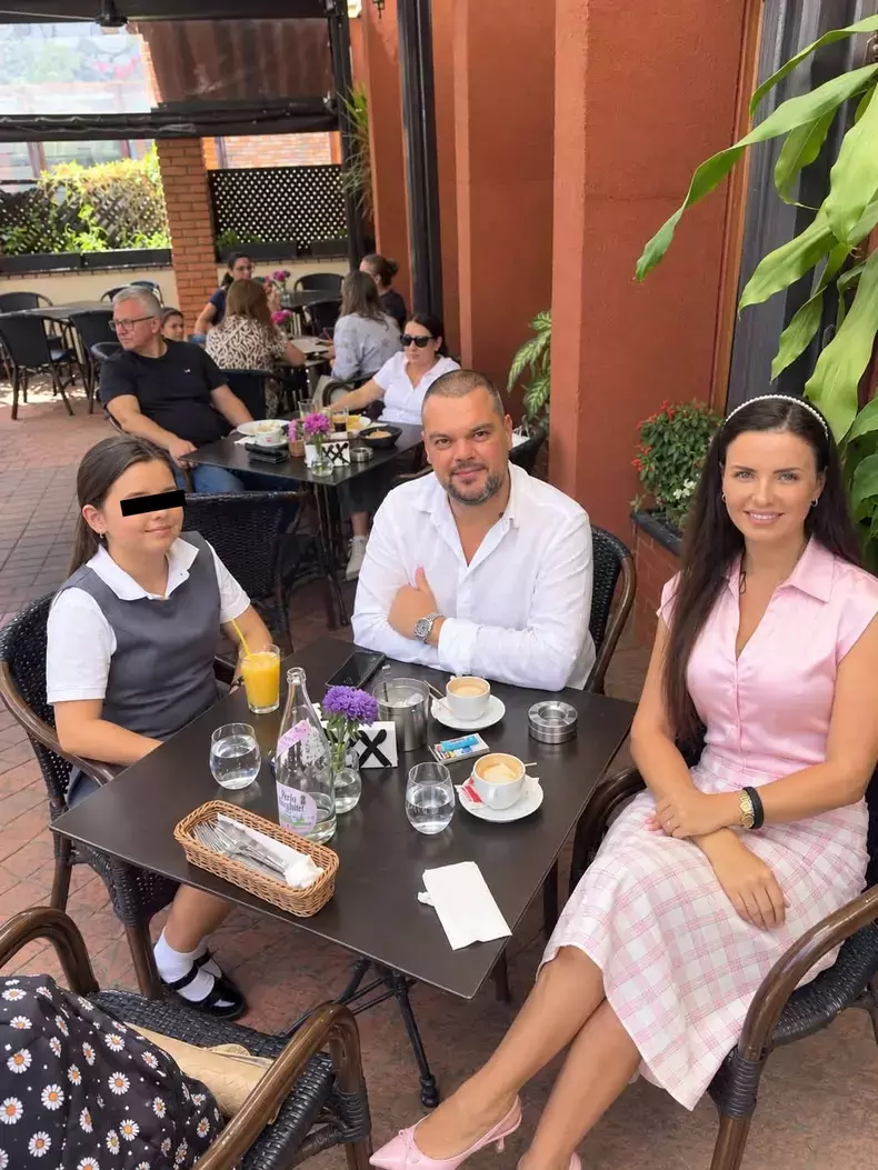 madalina apostol fiica fost partener