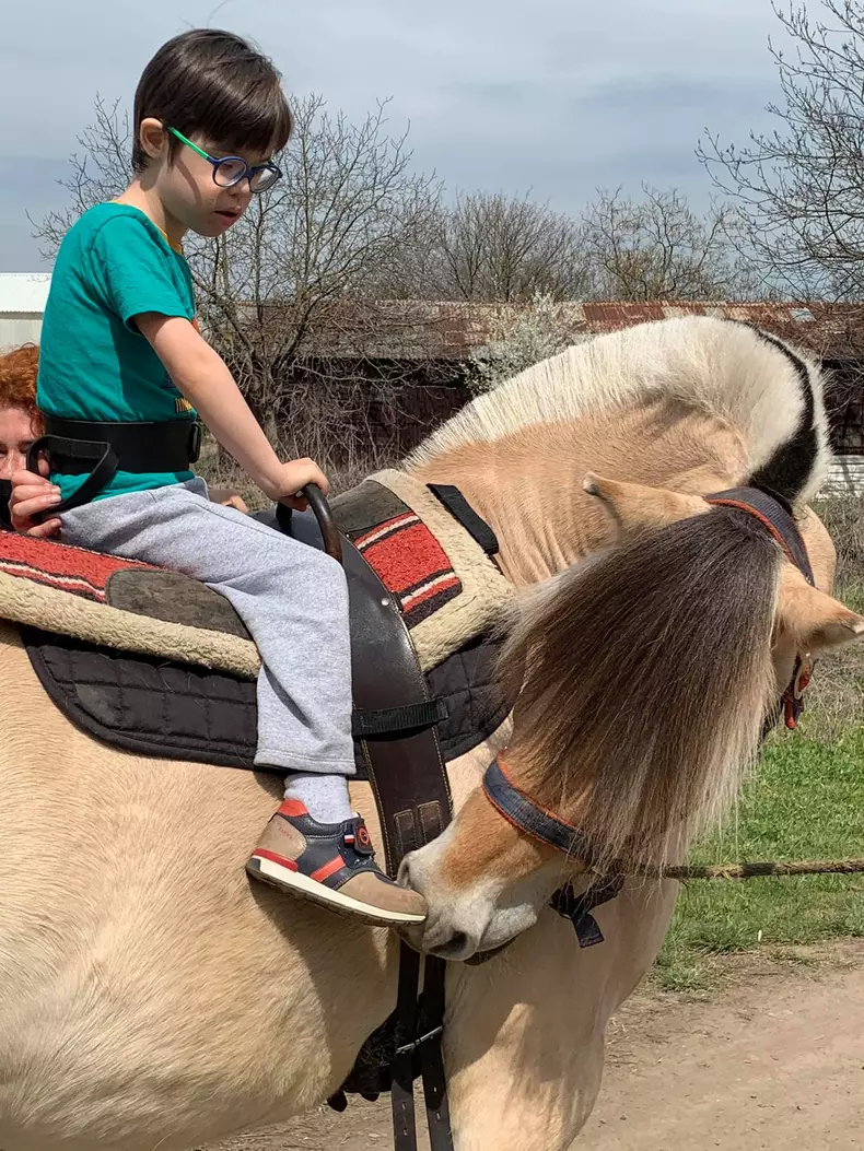 Cristina Bălan, mândră de gemenii ei (3)