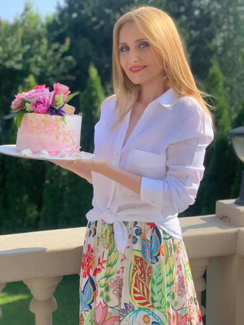 alina sorescu a implinit 35 de ani (4)