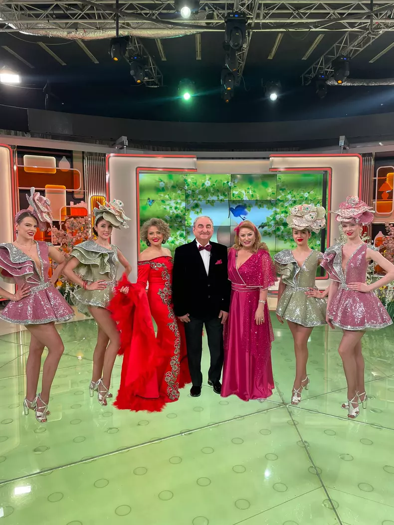 Mirela Vaida, ediții speciale ale emisiunii Acces Direct de Paşte, la Antena Stars