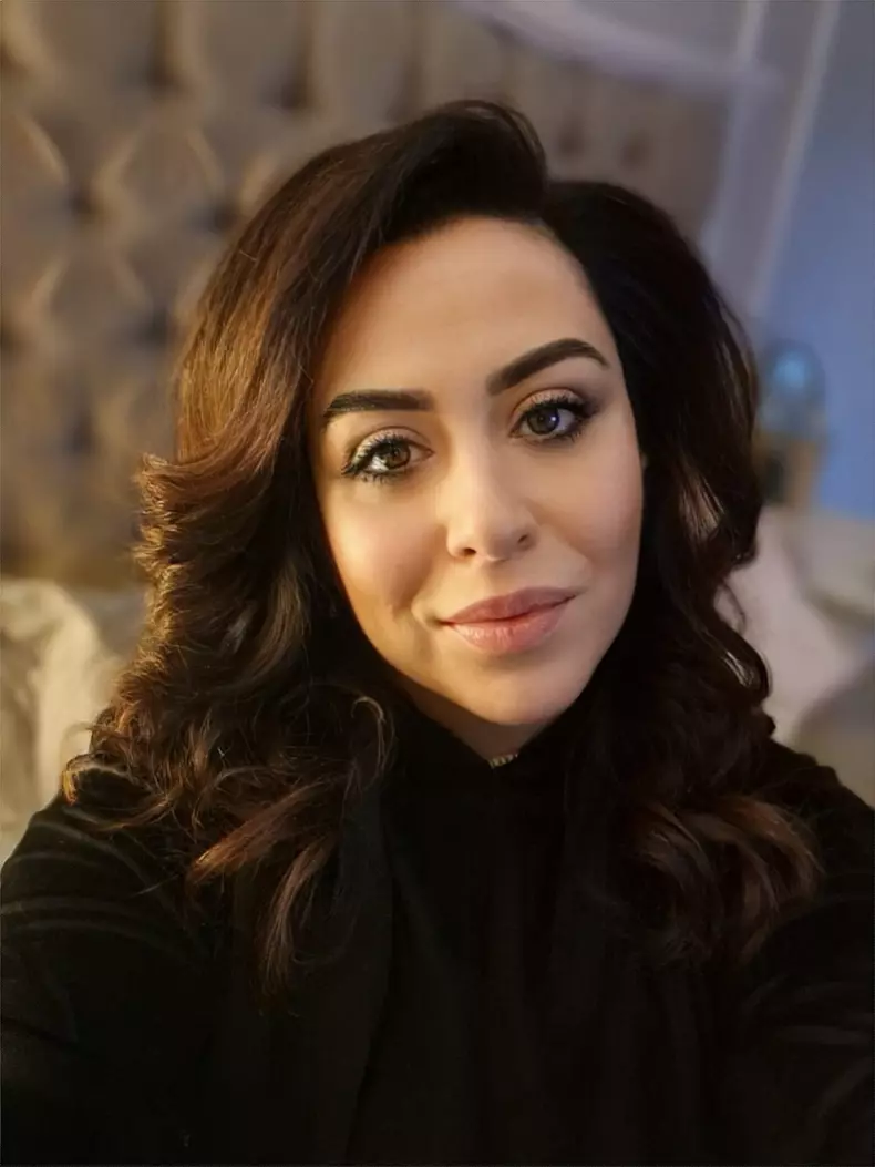 oana roman, razboi cu catinca