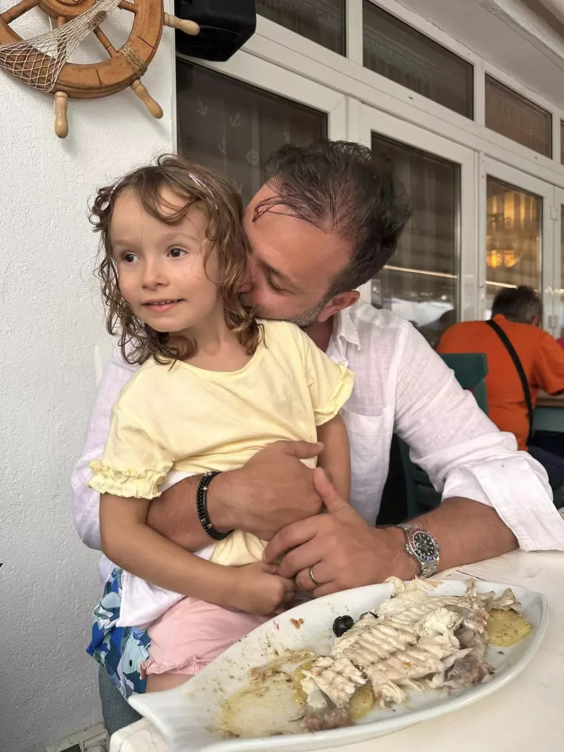 mihai morar si roua in vacanta