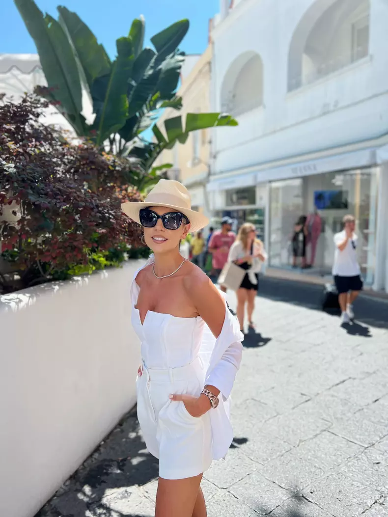 simona taranu vacanta de poveste in capri