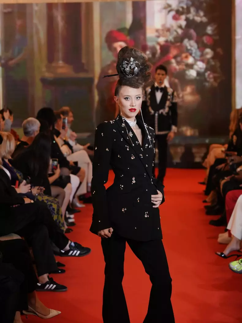 Prezentare Cătălin Botezatu Paris Fashion Week 2024 (32)