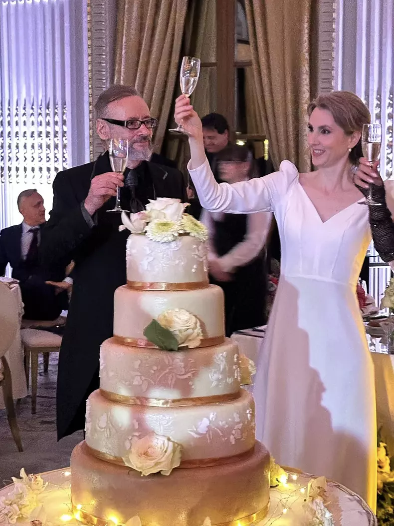 Mihai Albu și Elena Nechifor la nunta lor